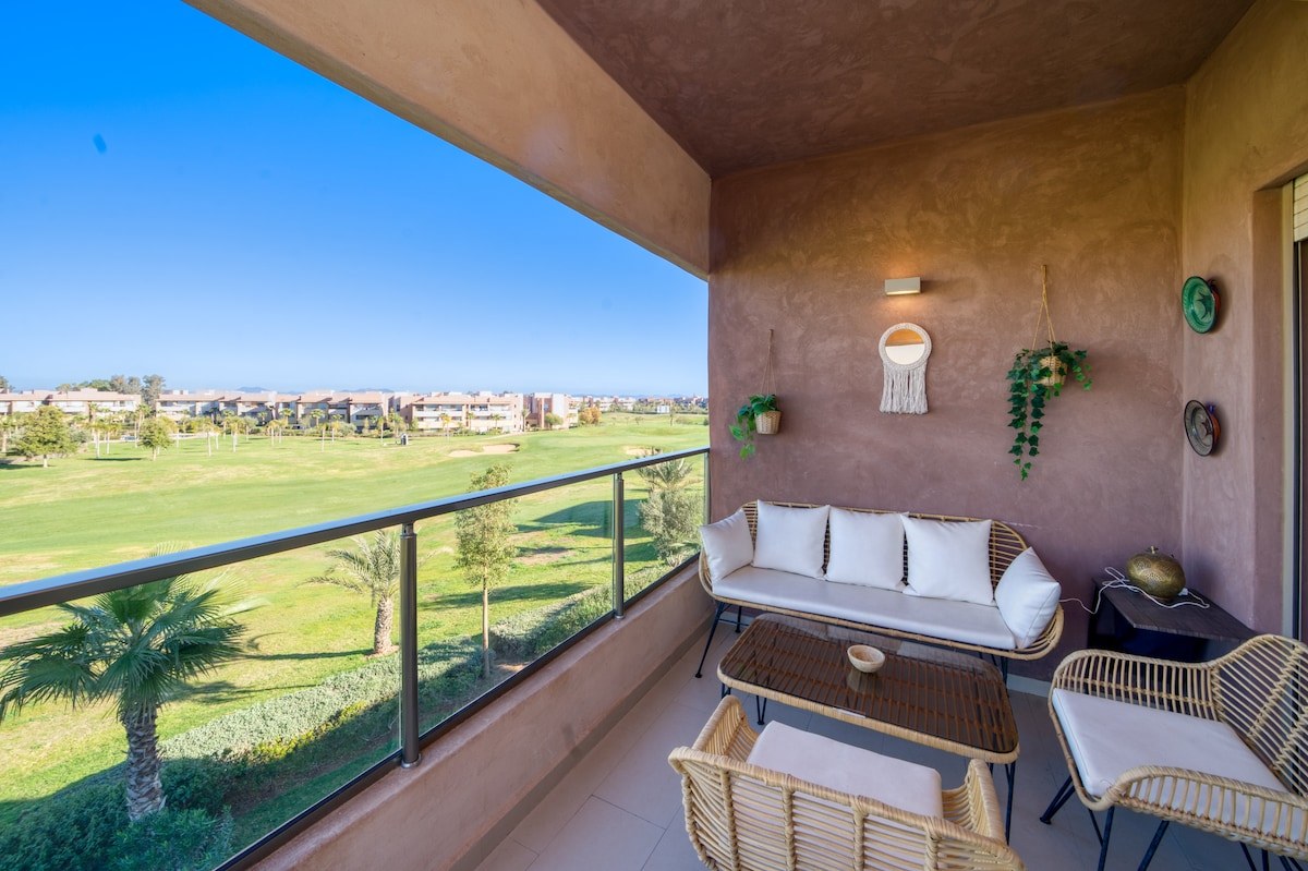 Appt vue golf · terrasse · 2 piscines · 2 Chambres - Photo 8