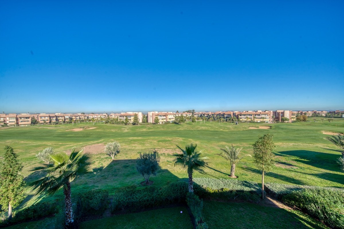 Appt vue golf · terrasse · 2 piscines · 2 Chambres - Photo 20
