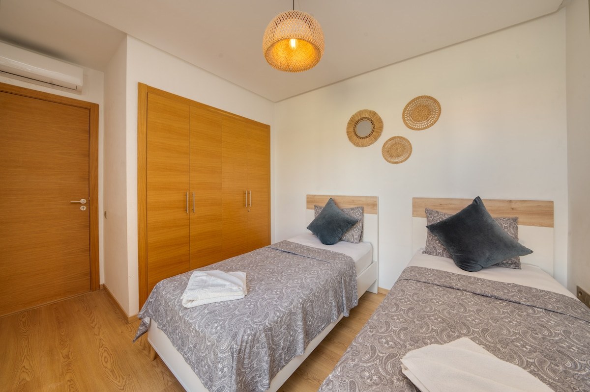 Appt vue golf · terrasse · 2 piscines · 2 Chambres - Photo 17