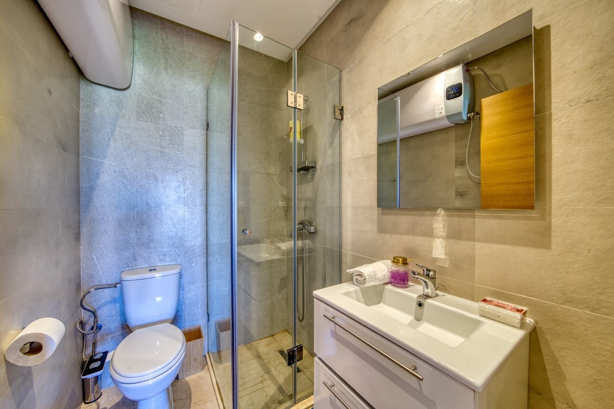 Appt vue golf · terrasse · 2 piscines · 2 Chambres - Photo 7