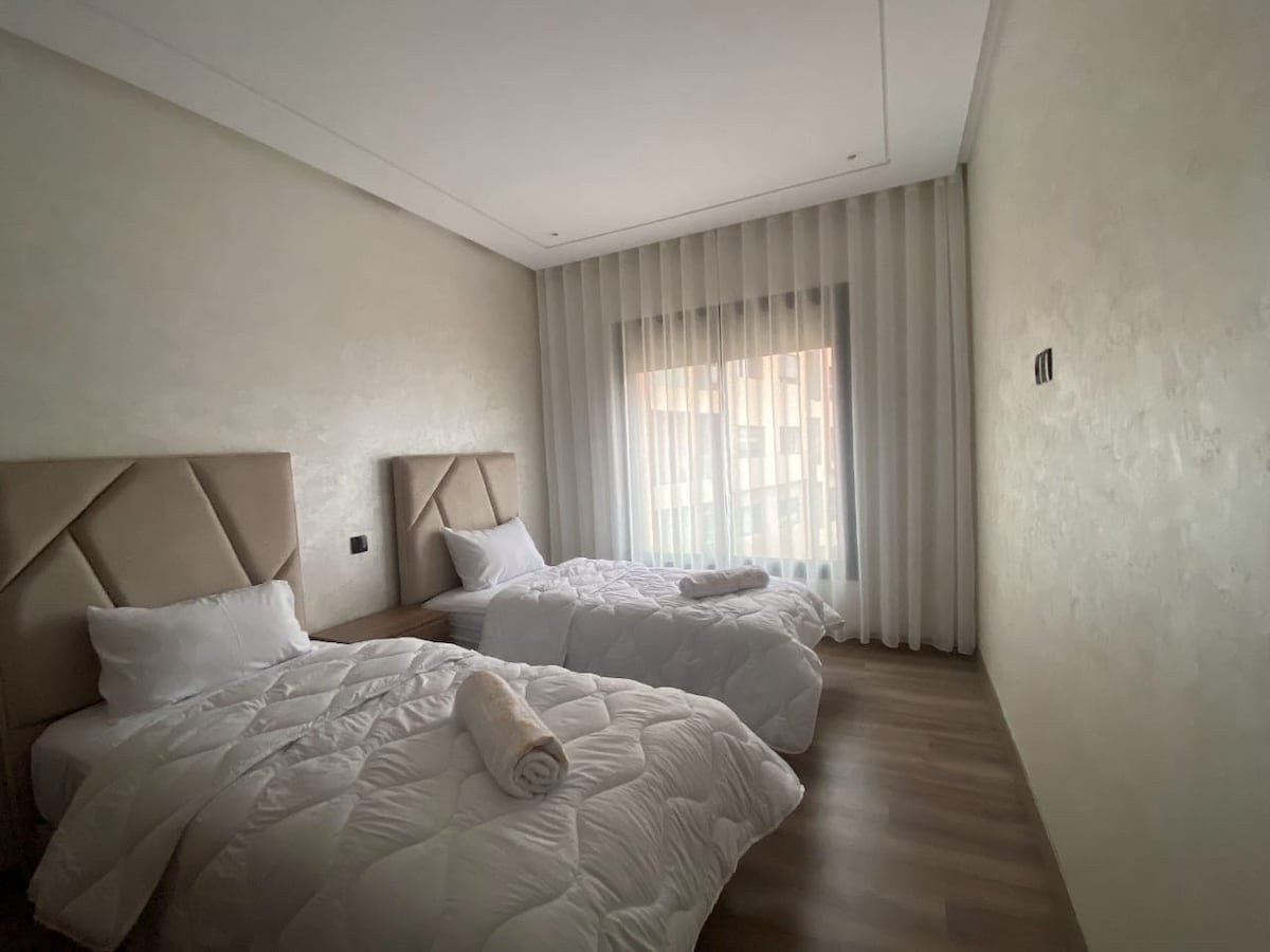Appartement moderne avec jacuzzi 
+piscine. - Photo 24