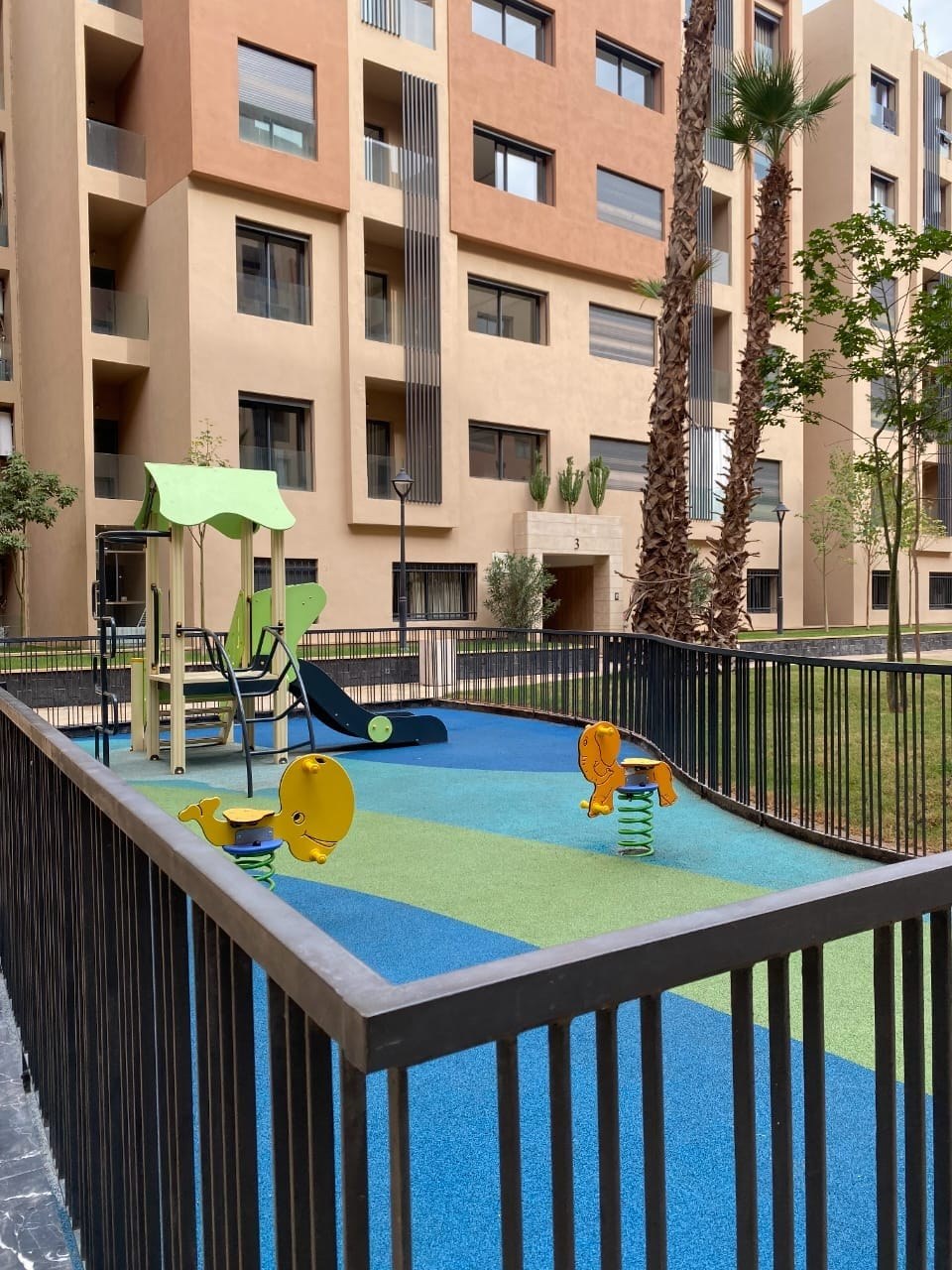Appartement moderne avec jacuzzi 
+piscine. - Photo 25