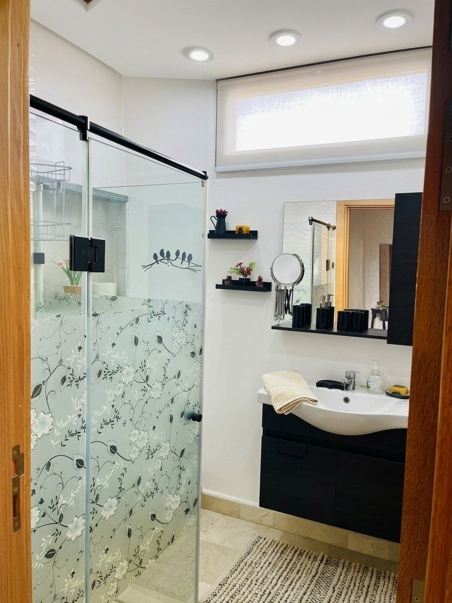 Villa avec piscine privée • Jardin • Parking gratuit - Photo 29