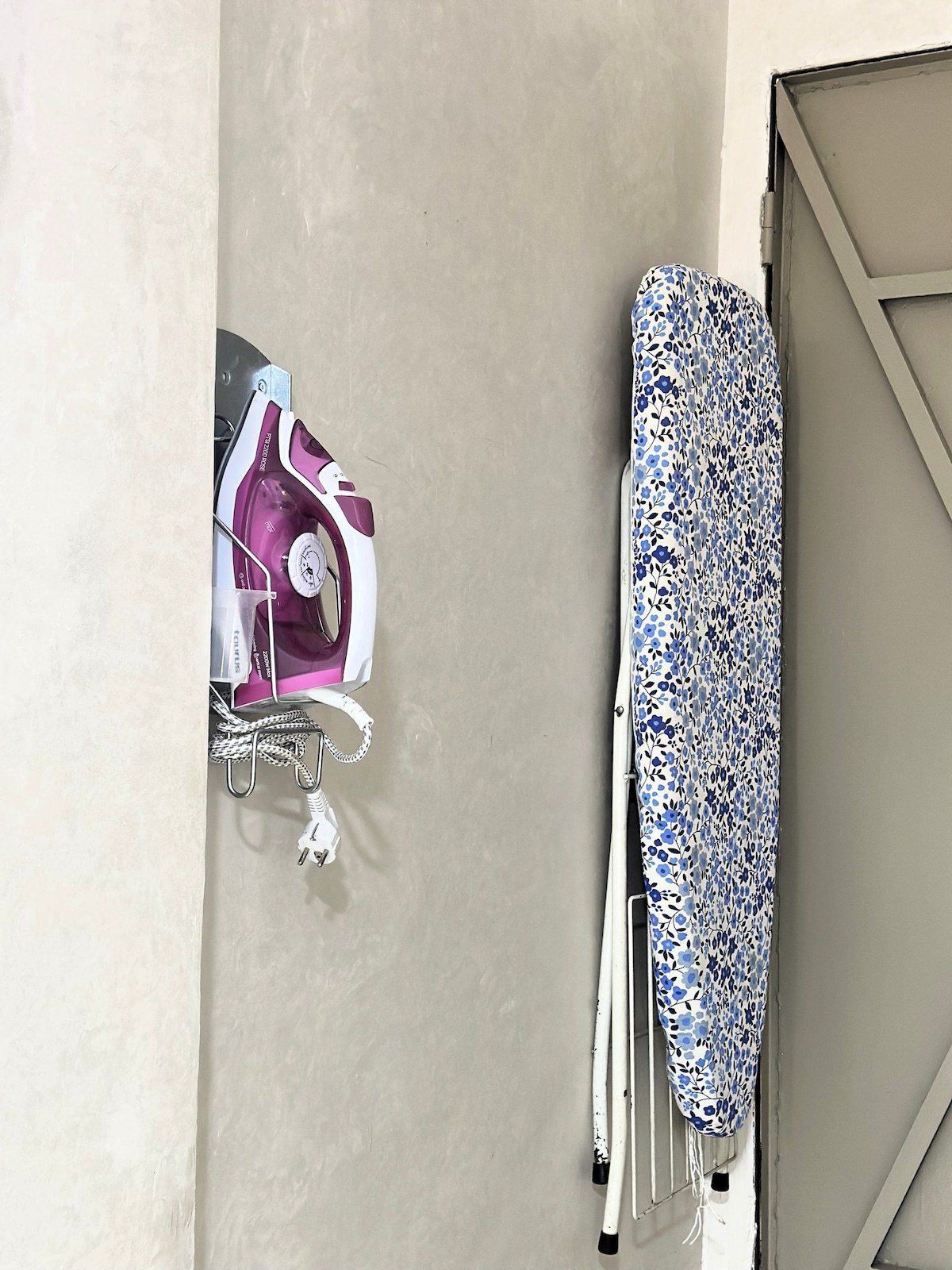 Villa avec piscine privée • Jardin • Parking gratuit - Photo 11
