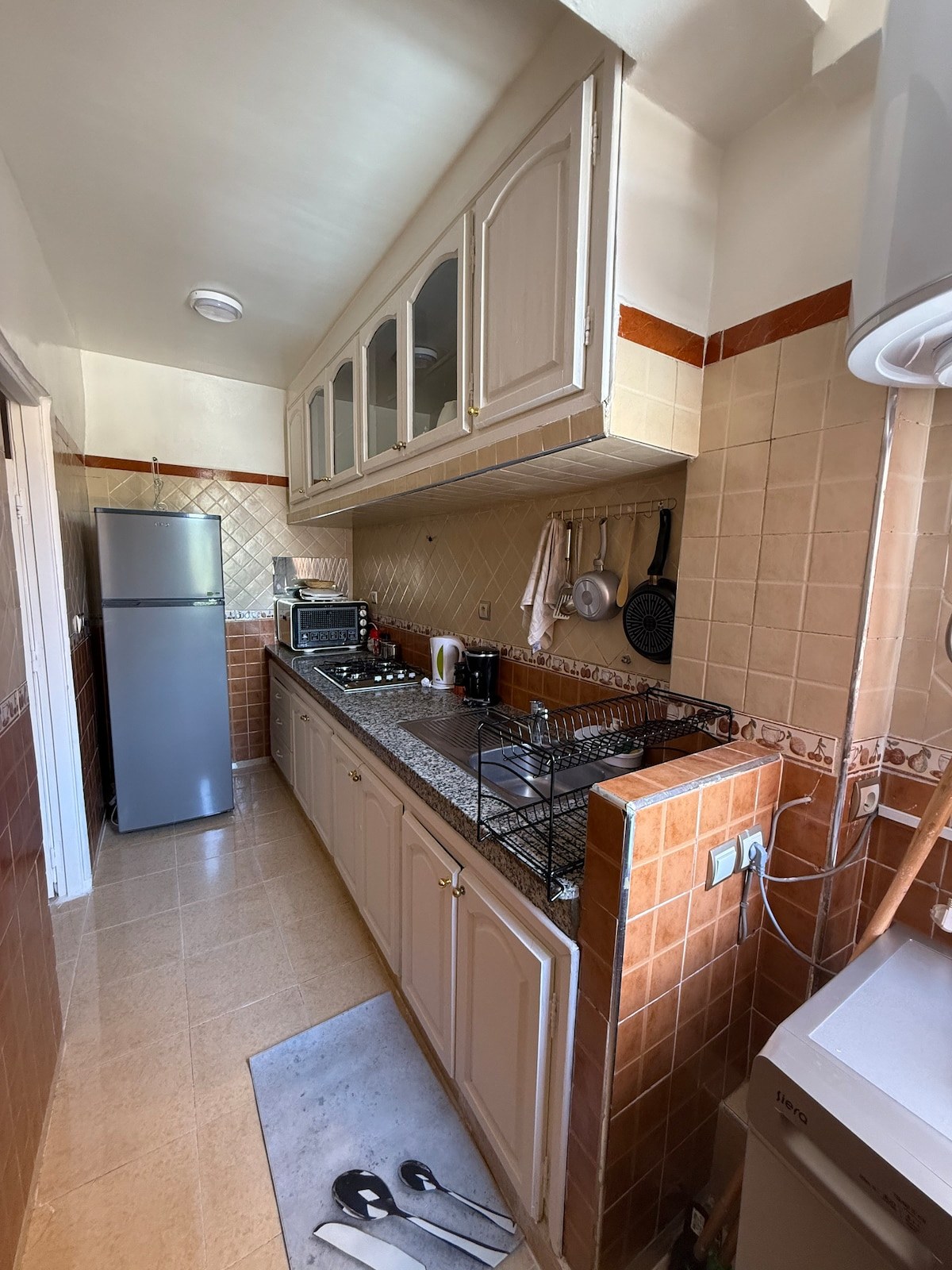 Appartement cosy & sécurisé, proche de l’aéroport - Photo 11