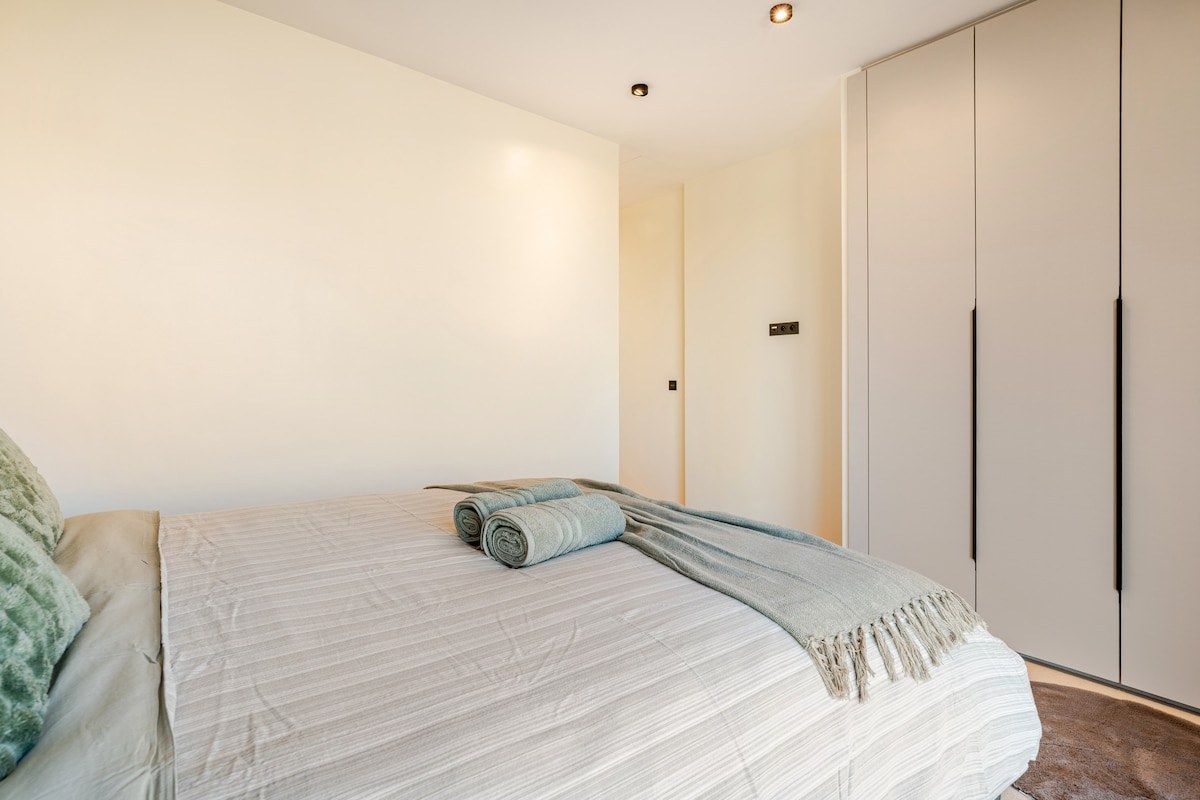Villa moderne 4 chambres avec piscine et barbecue sur le toit / fibre - Photo 33