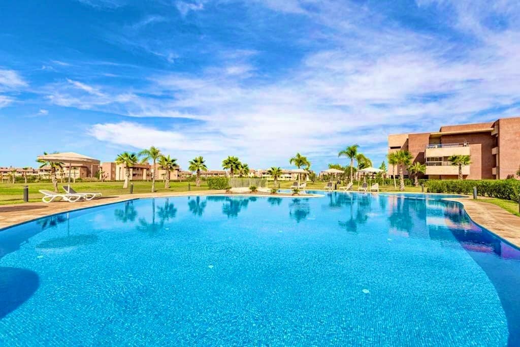 Appartement RDJ - Golf, piscine, restaurants - Photo 9