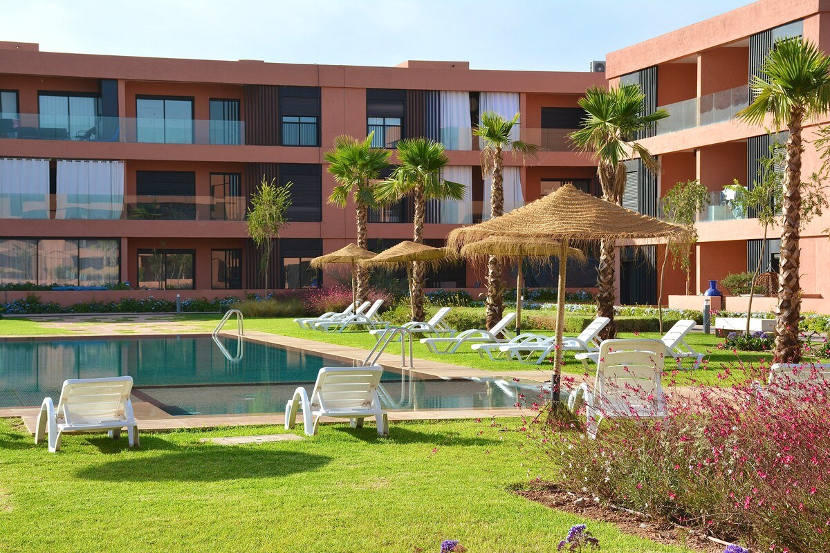 Marrakech Luxury 2BR Vue sur la piscine/Terrasse/Travail à distance - Photo 28