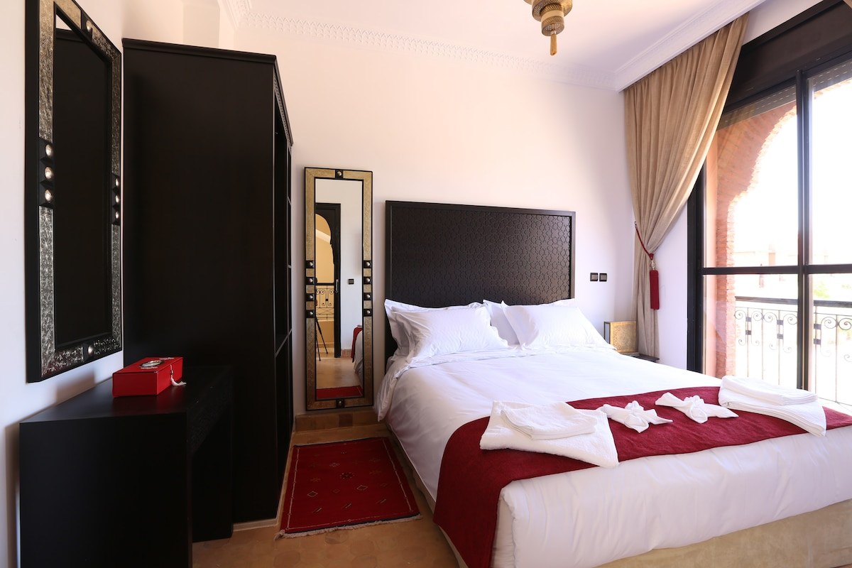 Piscine privée & gouvernante · Villa Nelya - Photo 23