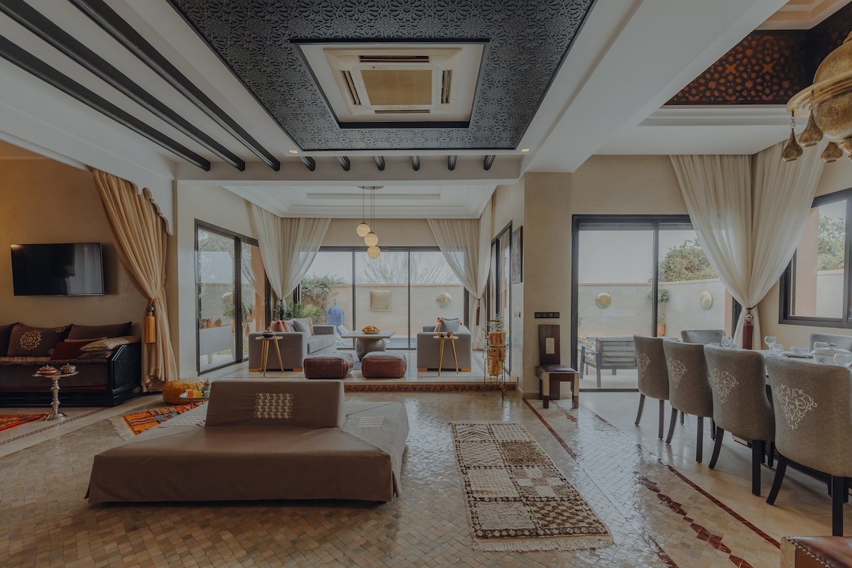 Piscine privée & gouvernante · Villa Nelya - Photo 19