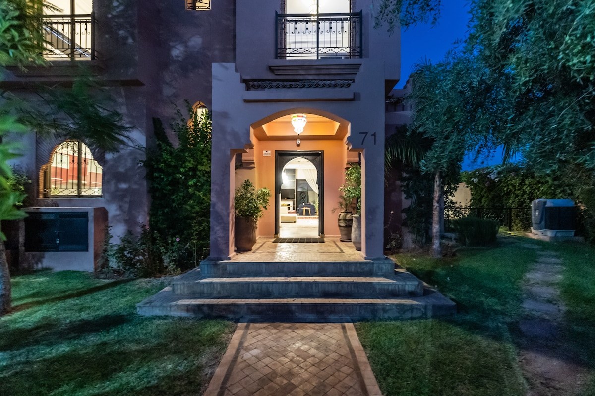 Piscine privée & gouvernante · Villa Nelya - Photo 12