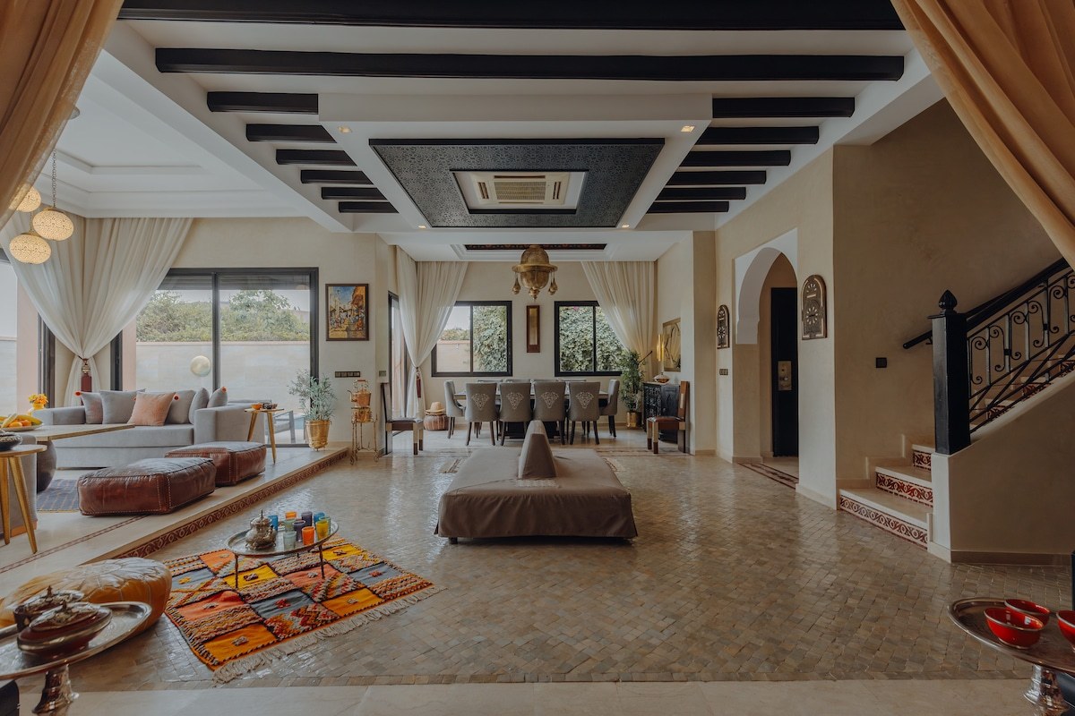 Piscine privée & gouvernante · Villa Nelya - Photo 20