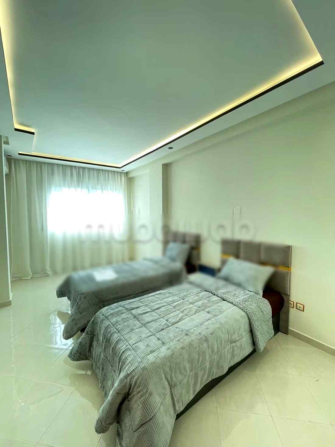 Location d'un appartement à De La Plage. 3 chambres. Résidence avec concierge, climatisation générale - Photo 4