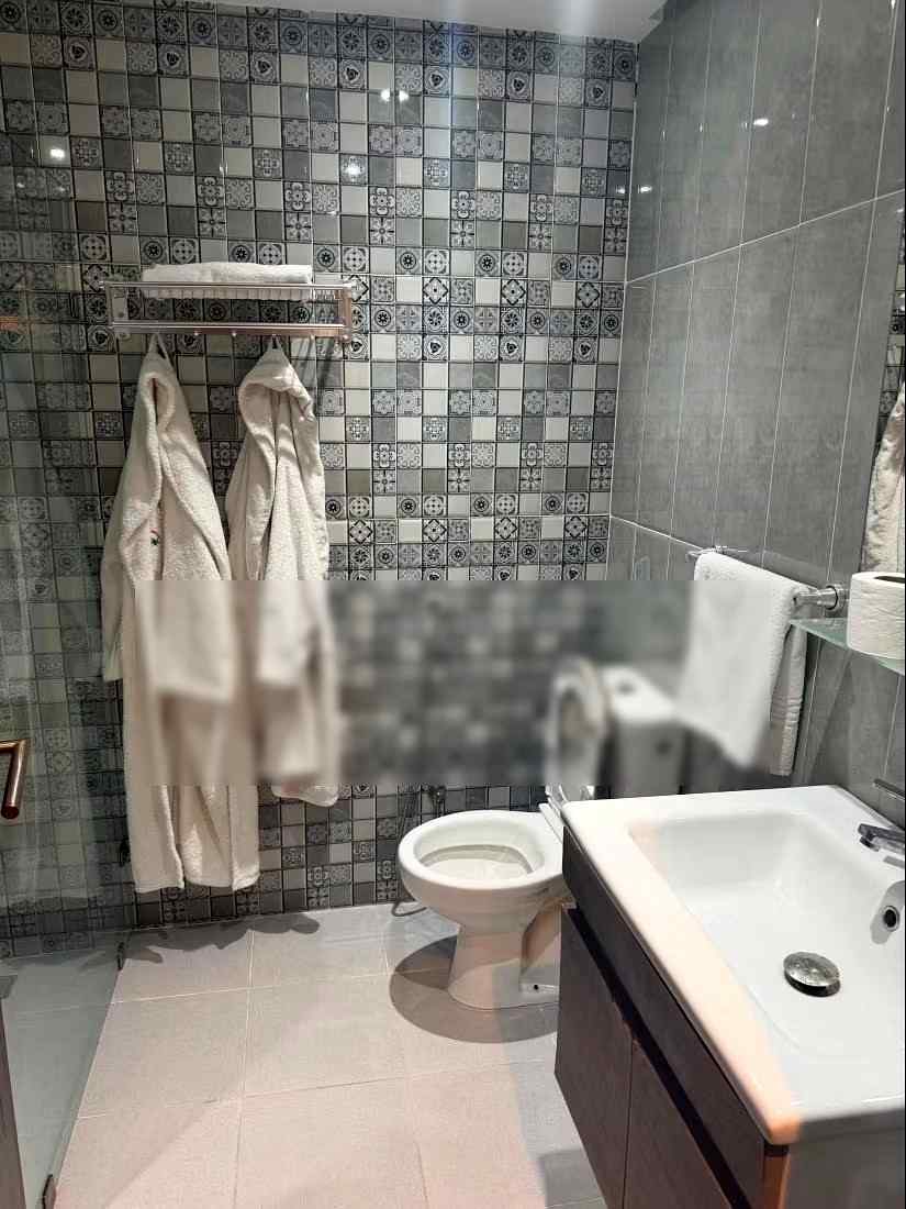 Appartement de vacances à louer à Agdal. 
Surface de 120 m². 
Télévision - Photo 2