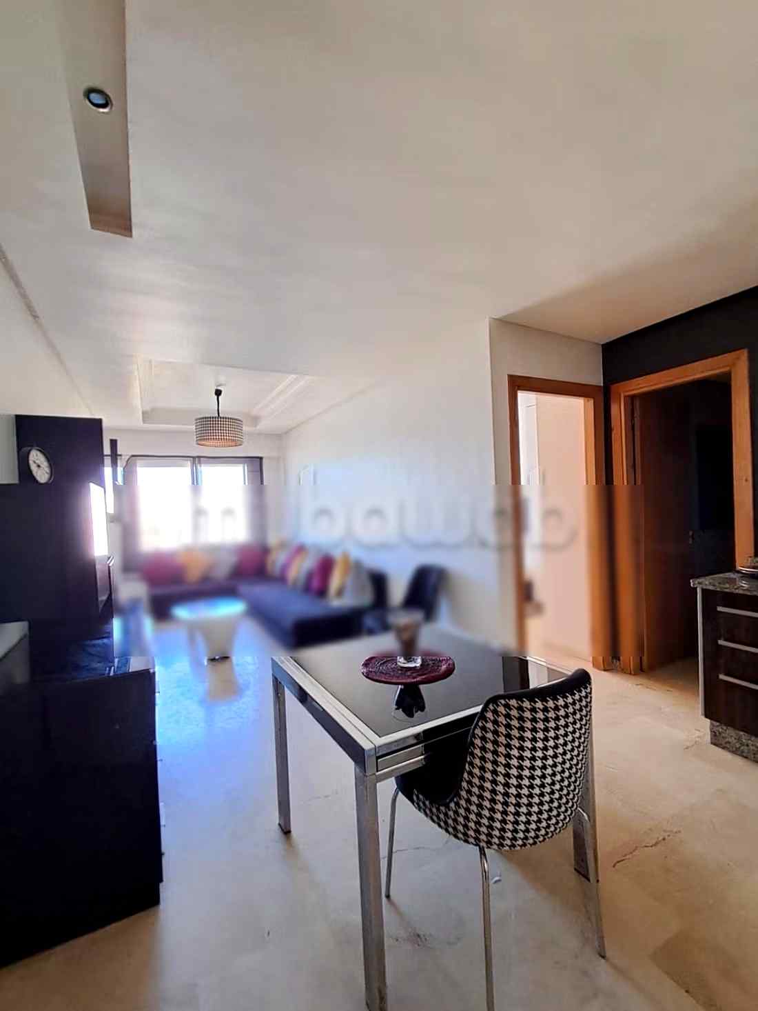 Location d'un appartement à Maârif Extension. Surface totale 48 m². Antenne parabolique et Porte blindée - Photo 5