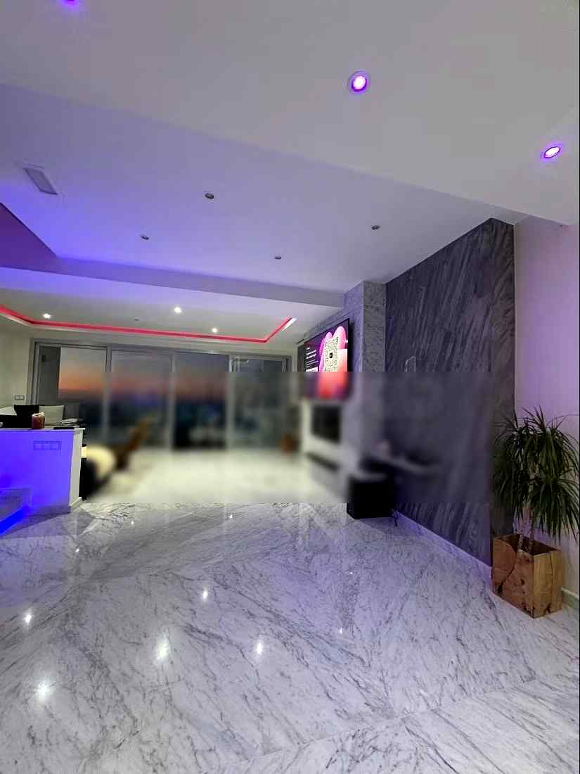 Luxury villa with sea view - Photo 9