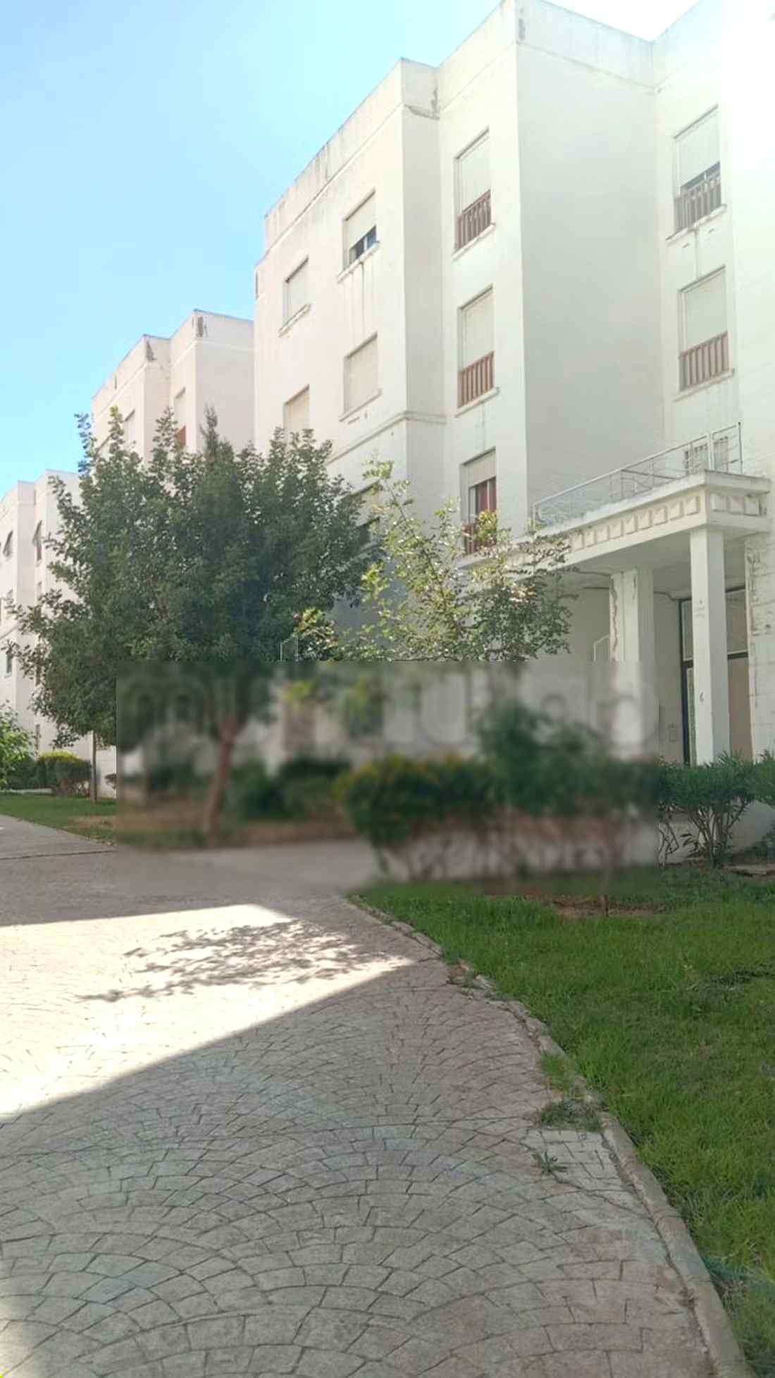 Location d'un appartement à Route Nationale Assilah. 3 pièces confortables. Salon traditionnel et système d'antenne parabolique - Photo 4