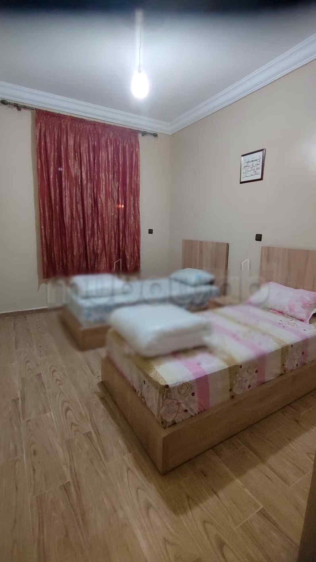 Maison à louer pour vos vacances à Hay Salam. 1 Pièce. Salon traditionnel et porte blindée - Photo 5