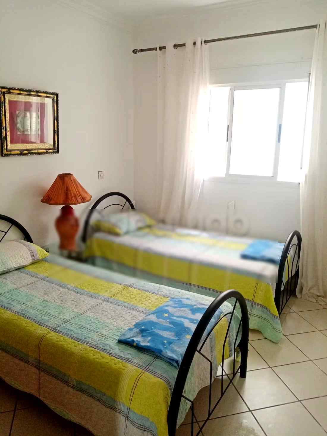 Appartements à louer à Martil. 
Surface totale 60 m². 
Salon Marocain, sécurité - Photo 2