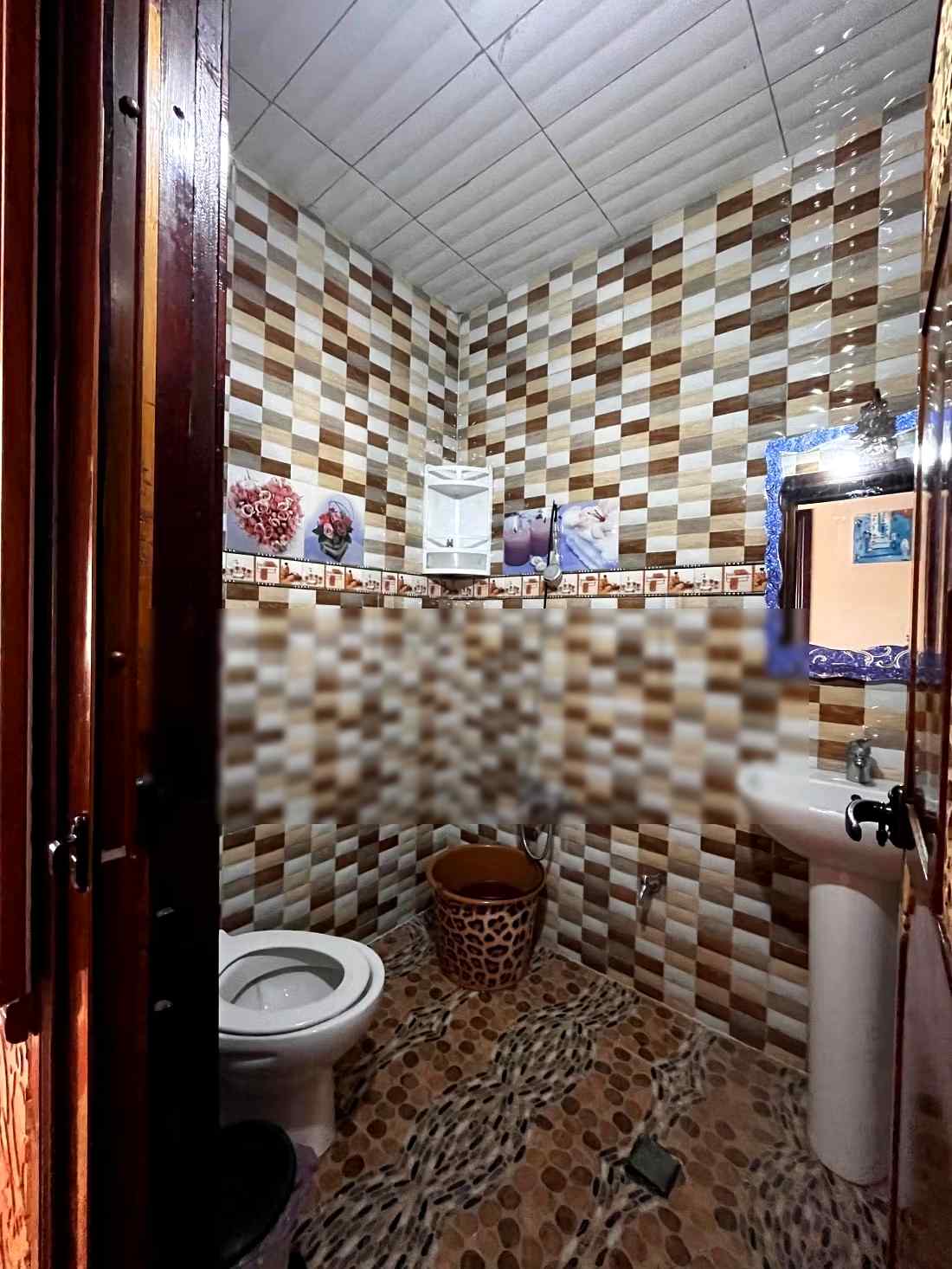 Location d'un appartement à Chefchaouen. Surface de 85 m². Salon Marocain et antenne parabolique - Photo 6