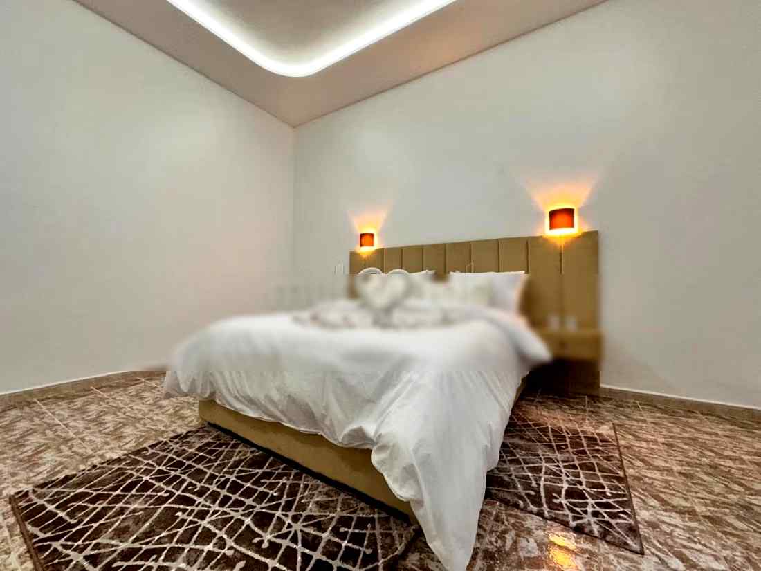 Location saisonnière villa haut standing à Malabata. 5 grandes pièces. Salon Marocain, sécurité - Photo 16