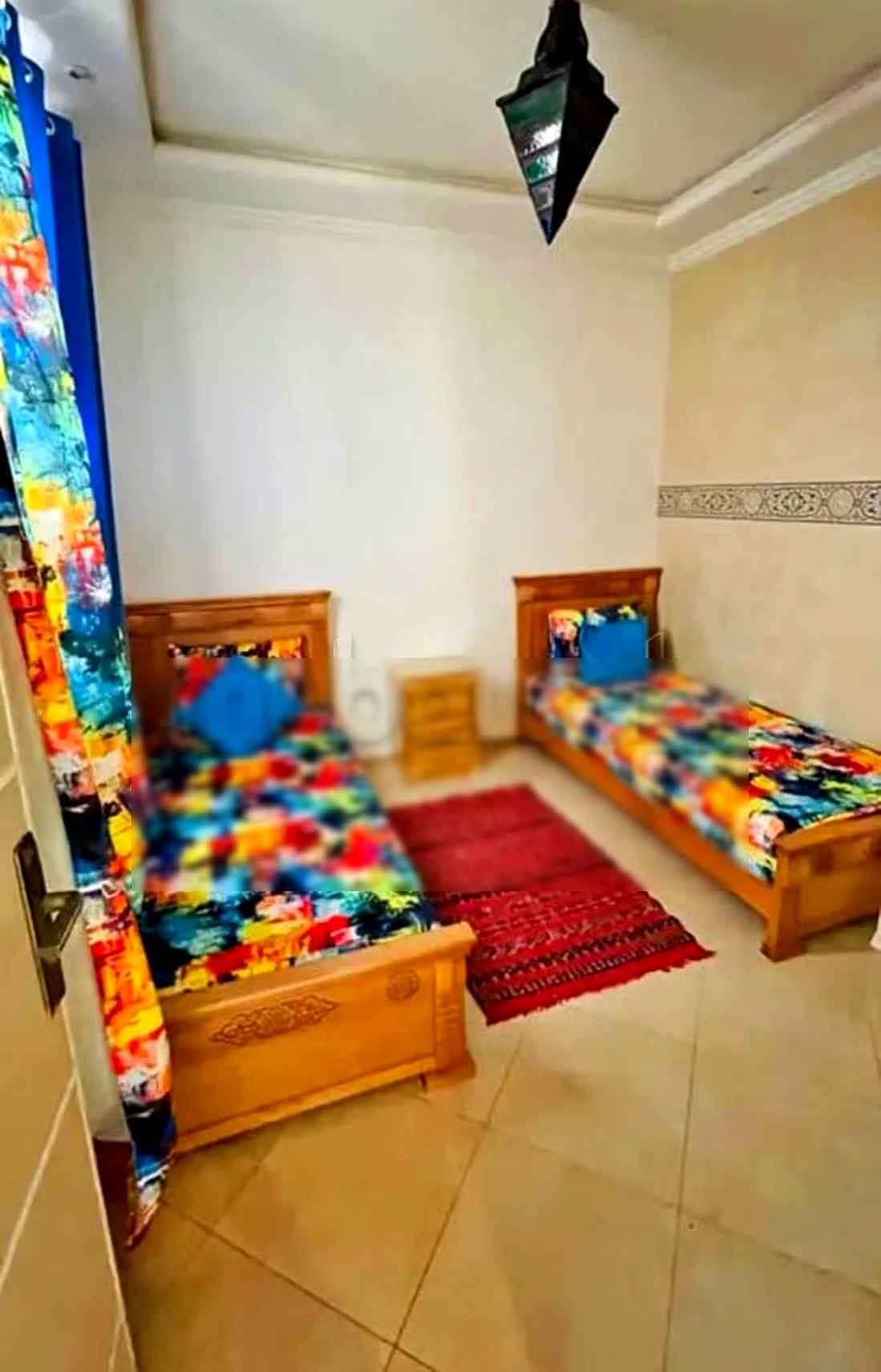 Location d'un appartement à Bab Enzh. 
2 chambres. 
Porte blindée et vue sur mer - Photo 6
