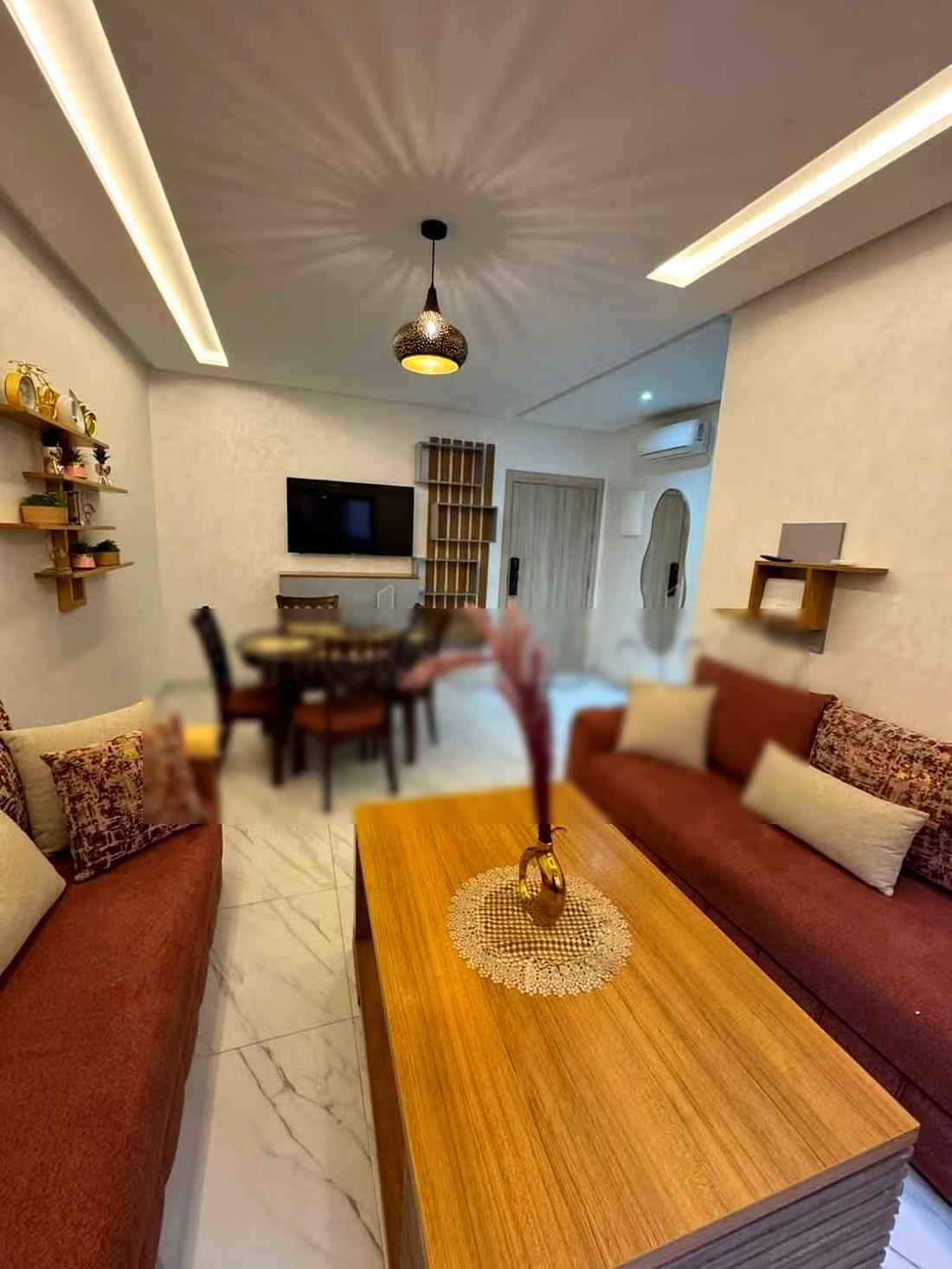 Location d'un appartement à Place Orson Welles. Superficie 96 m². Antenne parabolique et sécurité - Photo 3