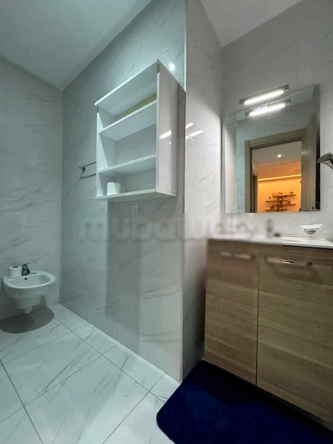 Location d'un appartement à Place Orson Welles. Superficie 96 m². Antenne parabolique et sécurité - Photo 8