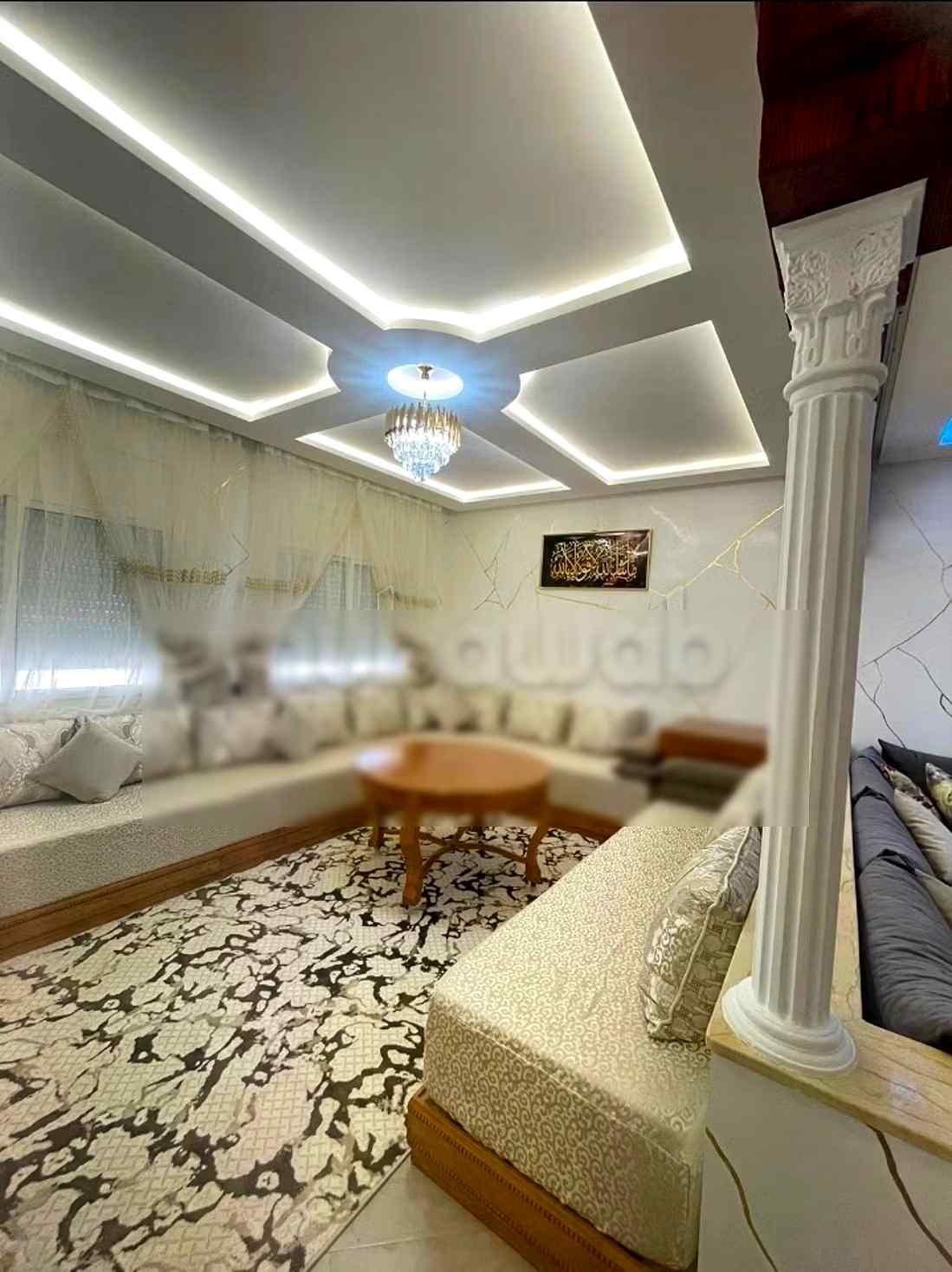 Location d'un appartement à Hay Chmaou. 
3 grandes pièces. 
Salon traditionnel, antenne parabolique générale - Photo 4