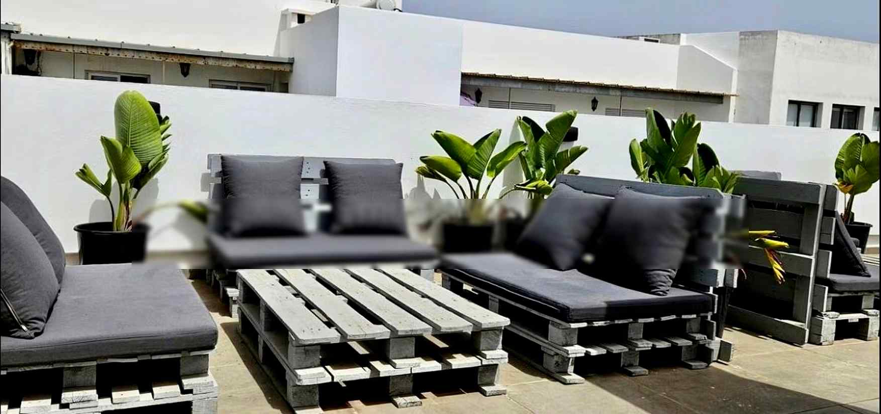 Location d'un appartement à fermme bretonne. Surface totale 45 m². Terrasse et ascenseur - Photo 12
