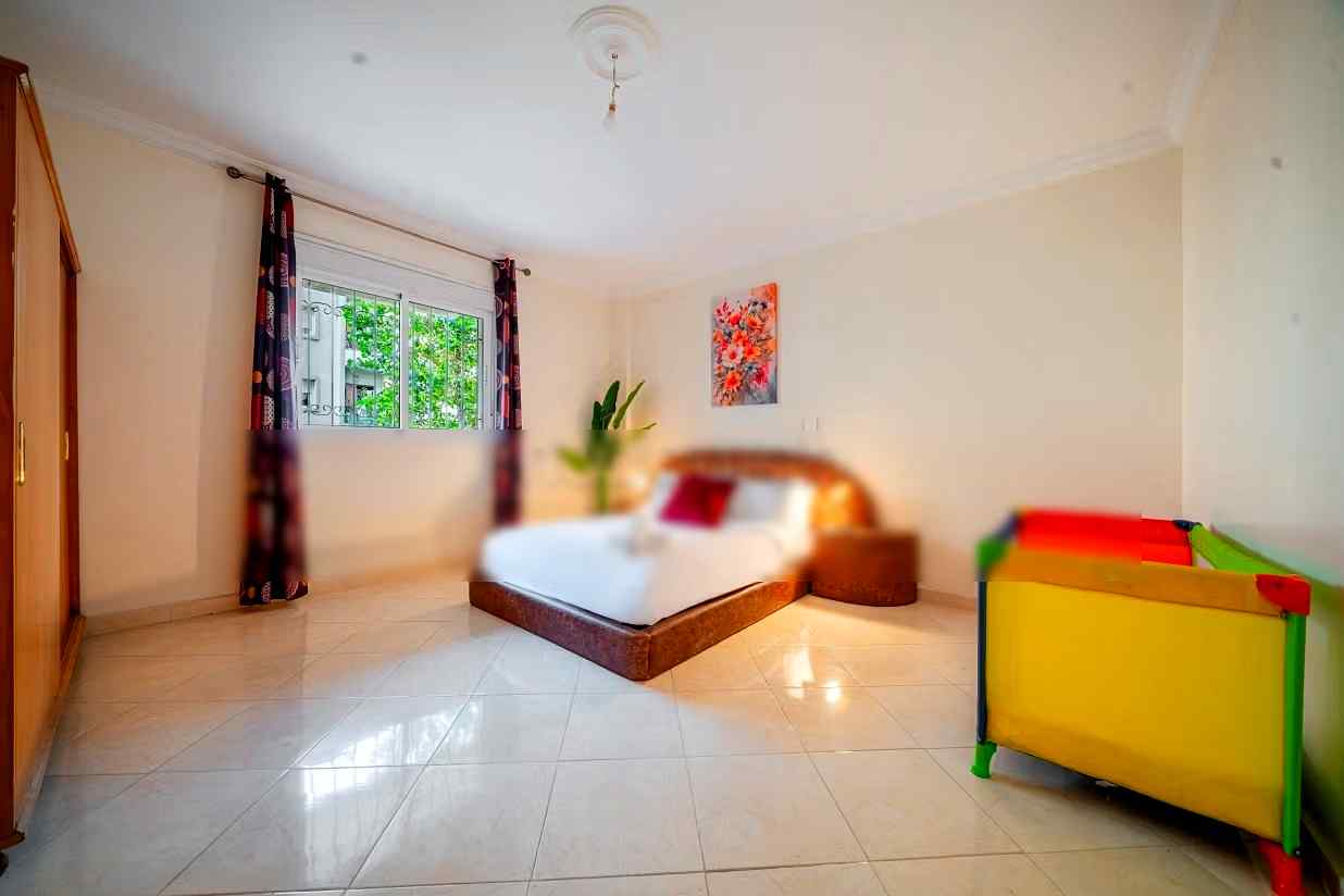 Appartements à louer à Aharrarine. Superficie 101 m². Salon typique marocain, résidence sécurisée - Photo 8