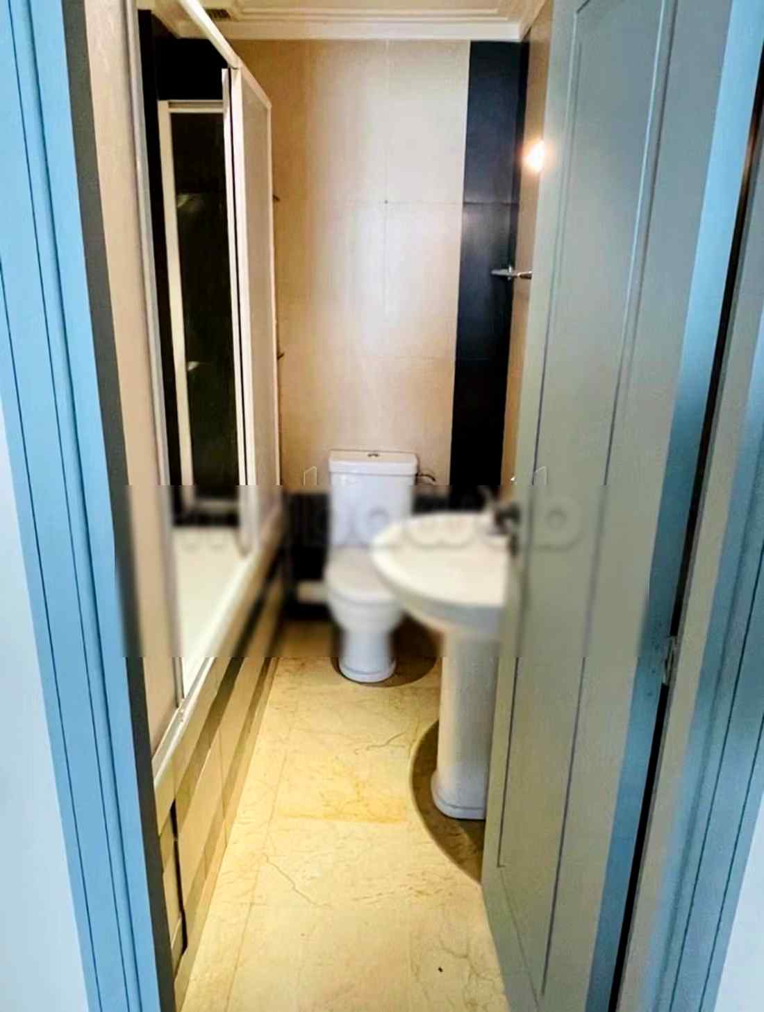 Location saisonnière à Les princesses. 
1 chambre. 
Ascenseur et garage - Photo 6