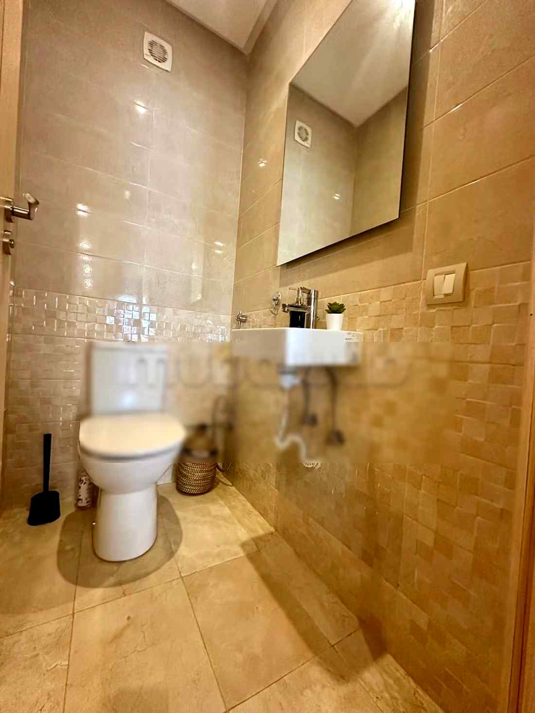 Location d'un appartement à Assanaouber. 
Superficie 74 m². 
Terrasse et ascenseur - Photo 12
