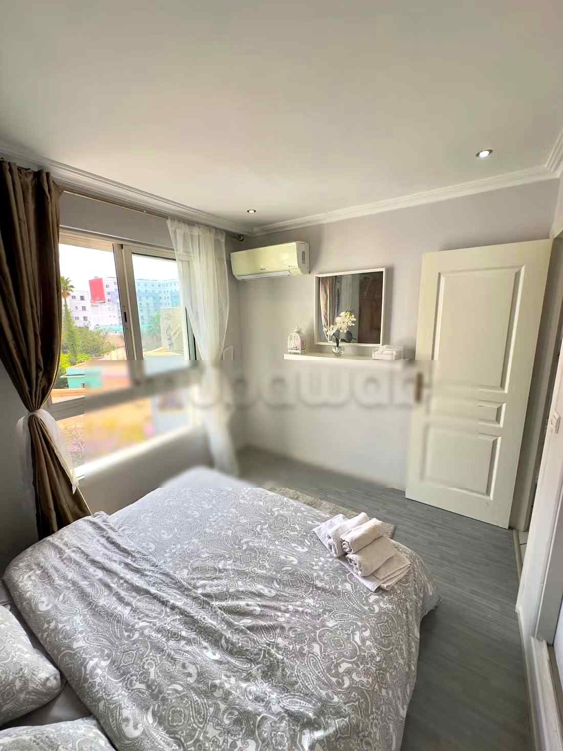 Location d'un appartement à Bourgogne Est. Superficie 55 m². Salon traditionnel marocain, résidence sécurisée - Photo 2